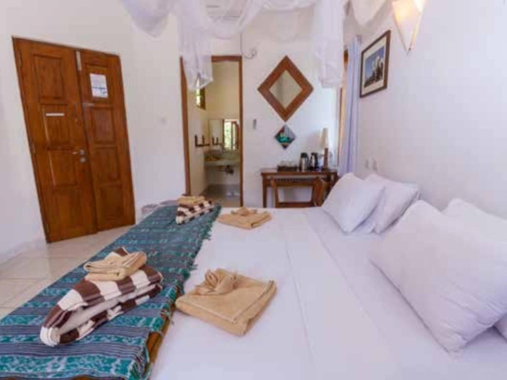 Bajo Komodo Eco Lodge Labuan Bajo Eksteriør billede
