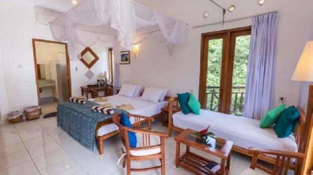 Bajo Komodo Eco Lodge Labuan Bajo Eksteriør billede